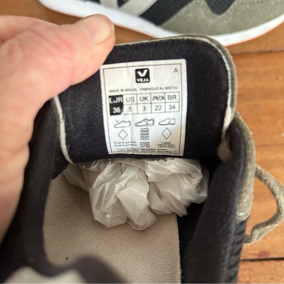 Veja Black and Olive Sneakers - Picture 12 of 12